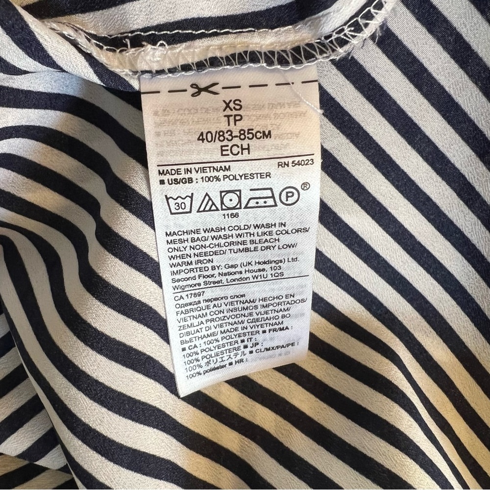 Banana Republic Dillon Stripe Ruffle Sleeve Blouse size XS - Picture 7 of 8